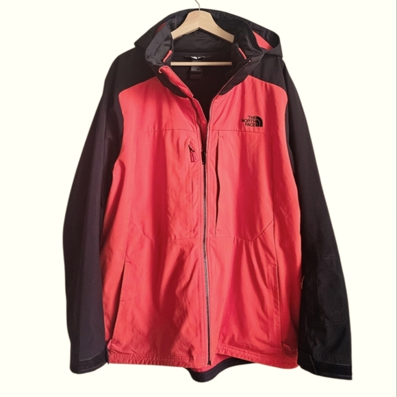 The North Face MEN'S APEX STORM PEAK TRICLIMATE® JACKET SIze XXL - Picture 1 of 9